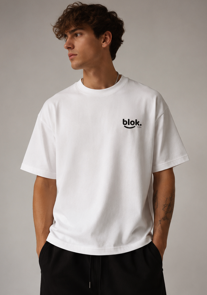 BLOK. “Najpierw mnie pocałuj.” Tee